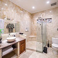 Newly Renovated 3 bedroom Freehold Villa. Villas in Bali for Sale: Вилла в Чангу, Балиан за 403 тыс. USD. Freehold. Предварительный просмотр фото #6