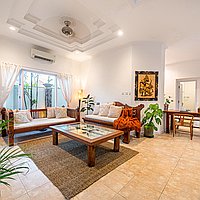 Newly Renovated 3 bedroom Freehold Villa. Villas in Bali for Sale: Вилла в Чангу, Балиан за 403 тыс. USD. Freehold. Предварительный просмотр фото #1