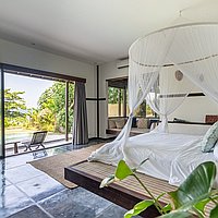 Beachfront villa retreat in Seseh for sale. Villas in Bali for Sale: Вилла в Чангу, Балиан за 3396 тыс. USD. Freehold. Предварительный просмотр фото #10