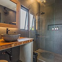 Best position two bedroom Berawa villa for lease. Villas in Bali for Sale: Вилла в Чангу, Балиан за 261 тыс. USD. Leasehold. Предварительный просмотр фото #10