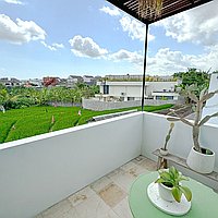 Contemporary 3-Bedroom Villa with Rice Field Views in Tumbak Bayuh. Villas in Bali for Sale: Vila di dalam Canggu, Bali untuk 4,4 Miliar IDR. Leasehold. Pratinjau foto #12