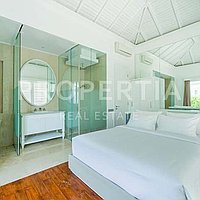 Beautiful Modern Family Villa In Berawa. Villas in Bali for Sale: Вилла в Чангу, Балиан за 919 тыс. USD. Freehold. Предварительный просмотр фото #8