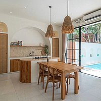 Stylish Mediterranean villa in prime Batu Bolong location. Villas in Bali for Sale: Вилла в Чангу, Балиан за 225 тыс. USD. Leasehold. Предварительный просмотр фото #6