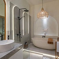 Stylish Mediterranean villa in prime Batu Bolong location. Villas in Bali for Sale: Вилла в Чангу, Балиан за 225 тыс. USD. Leasehold. Предварительный просмотр фото #10