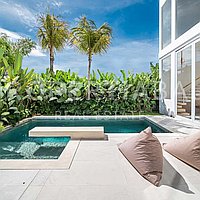 Tropical Inspired Family Villa In Echo Beach. Villas in Bali for Sale: Вилла в Чангу, Балиан за 49,6 млн. RUB. Leasehold. Предварительный просмотр фото #8