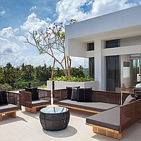 Tropical sanctuary with amazing rice field view in Tumbak Bayuh. Villas in Bali for Sale: Вилла в Чангу, Балиан за 1736 тыс. USD. Leasehold. Предварительный просмотр фото #12