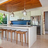 Breathtaking 5-bedroom modern villa only 250 meters from Pererenan beach. Villas in Bali for Sale: Вилла в Чангу, Балиан за 1365 тыс. USD. Leasehold. Предварительный просмотр фото #5