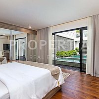 Modern Tropical Family Home In Berawa. Villas in Bali for Sale: Вилла в Чангу, Балиан за 859 тыс. USD. Freehold. Предварительный просмотр фото #9