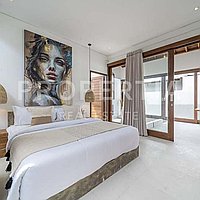 Stylish Turnkey Villa In Prime Location Of Berawa. Villas in Bali for Sale: Вилла в Берава (Чангу), Балиан за 20,7 млн. RUB. Leasehold. Предварительный просмотр фото #4
