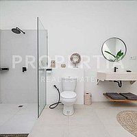 Stylish Turnkey Villa In Prime Location Of Berawa. Villas in Bali for Sale: Вилла в Берава (Чангу), Балиан за 267 тыс. USD. Leasehold. Предварительный просмотр фото #10