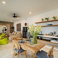 Charming Tumbak Bayuh villa with rooftop rice field views. Villas in Bali for Sale: Вилла в Чангу, Балиан за 190 тыс. USD. Leasehold. Предварительный просмотр фото #3