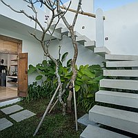 Charming Tumbak Bayuh villa with rooftop rice field views. Villas in Bali for Sale: Вилла в Чангу, Балиан за 190 тыс. USD. Leasehold. Предварительный просмотр фото #9