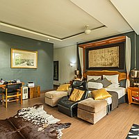 Riverside six bedroom villa with rice field views in Tumbak Bayuh. Villas in Bali for Sale: Вилла в Чангу, Балиан за 1532 тыс. USD. Freehold. Предварительный просмотр фото #9