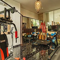 Riverside six bedroom villa with rice field views in Tumbak Bayuh. Villas in Bali for Sale: Вилла в Чангу, Балиан за 1532 тыс. USD. Freehold. Предварительный просмотр фото #11