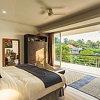 Riverside six bedroom villa with rice field views in Tumbak Bayuh. Villas in Bali for Sale: Вилла в Чангу, Балиан за 1532 тыс. USD. Freehold. Предварительный просмотр фото #16