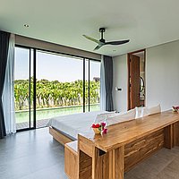 Stunning 4-bedroom villa in Tumbak Bayuh with pandan field views. Villas in Bali for Sale: Вилла в Чангу, Балиан за 643 тыс. USD. Leasehold. Предварительный просмотр фото #10