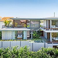 Stunning 4-bedroom villa in Tumbak Bayuh with pandan field views. Villas in Bali for Sale: Вилла в Чангу, Балиан за 643 тыс. USD. Leasehold. Предварительный просмотр фото #1