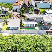 Stunning 4-bedroom villa in Tumbak Bayuh with pandan field views. Villas in Bali for Sale: Вилла в Чангу, Балиан за 643 тыс. USD. Leasehold. Предварительный просмотр фото #1