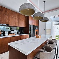 Luxurious villa steps from Lima beach in Pererenan. Villas in Bali for Sale: Вилла в Чангу, Балиан за 1710 тыс. USD. Leasehold. Предварительный просмотр фото #4