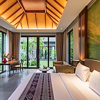 A rare blend of luxury, tradition and modern elegance in Batu Bolong. Villas in Bali for Sale: Вилла в Чангу, Балиан за 2365 тыс. USD. Freehold. Предварительный просмотр фото #12