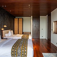 A rare blend of luxury, tradition and modern elegance in Batu Bolong. Villas in Bali for Sale: Вилла в Чангу, Балиан за 2365 тыс. USD. Freehold. Предварительный просмотр фото #16