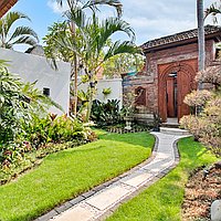 Charming Ethnic-Style Two-Bedroom Villa with Long Lease in Prime Padonan Location. Villas in Bali for Sale: Вилла в Чангу, Балиан за 272 тыс. USD. Leasehold. Предварительный просмотр фото #5