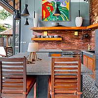 Charming Ethnic-Style Two-Bedroom Villa with Long Lease in Prime Padonan Location. Villas in Bali for Sale: Vila di dalam Canggu, Bali untuk 4,6 Miliar IDR. Leasehold. Pratinjau foto #9