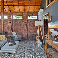 Charming Ethnic-Style Two-Bedroom Villa with Long Lease in Prime Padonan Location. Villas in Bali for Sale: Vila di dalam Canggu, Bali untuk 4,6 Miliar IDR. Leasehold. Pratinjau foto #10