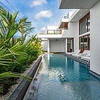 Prime location with stunning design and rental potential in Batu Bolong. Villas in Bali for Sale: Вилла в Чангу, Балиан за 92,3 млн. RUB. Leasehold. Предварительный просмотр фото #1