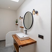 Clean and simple design with U-shape pool in Padonan. Villas in Bali for Sale: Vila di dalam Canggu, Bali untuk 2,8 Miliar IDR. Leasehold. Pratinjau foto #12