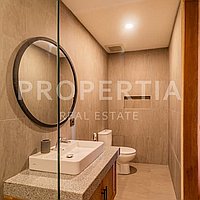 Tranquil Modern Villa In Tiying Tutul. Villas in Bali for Sale: Вилла в Чангу, Балиан за 17,2 млн. RUB. Leasehold. Предварительный просмотр фото #8