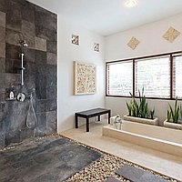 Escape to a Tropical 5-Bedroom Villa with Balinese-Style in Canggu. Villas in Bali for Sale: Вилла в Чангу, Балиан за 993 тыс. USD. Freehold. Предварительный просмотр фото #10