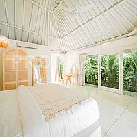 Modern Tropical Oasis In Canggu. Villas in Bali for Sale: Вилла в Чангу, Балиан за 60,2 млн. RUB. Leasehold. Предварительный просмотр фото #2