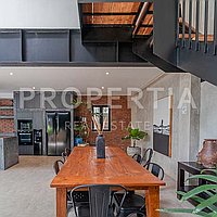 Industrial Inspired Villa In Kayu Tulang. Villas in Bali for Sale: Вилла в Чангу, Балиан за 434 тыс. USD. Leasehold. Предварительный просмотр фото #3