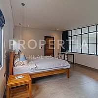 Industrial Inspired Villa In Kayu Tulang. Villas in Bali for Sale: Вилла в Чангу, Балиан за 434 тыс. USD. Leasehold. Предварительный просмотр фото #8