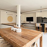 Prime Investment Opportunity: Modern Rustic Three-Bedroom Villa with Flexible Lease Options in Padonan. Villas in Bali for Sale: Вилла в Чангу, Балиан за 148 тыс. USD. Leasehold. Предварительный просмотр фото #2