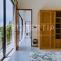 Modern Tropical Villa Near Pererenan Beach. Villas in Bali for Sale: Вилла в Переренан (Чангу), Балиан за 37,3 млн. RUB. Leasehold. Предварительный просмотр фото #21