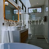 Modern Tropical Villa Near Pererenan Beach. Villas in Bali for Sale: Вилла в Переренан (Чангу), Балиан за 37,3 млн. RUB. Leasehold. Предварительный просмотр фото #14