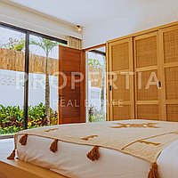 Modern Tropical Villa Near Pererenan Beach. Villas in Bali for Sale: Вилла в Переренан (Чангу), Балиан за 37,3 млн. RUB. Leasehold. Предварительный просмотр фото #12