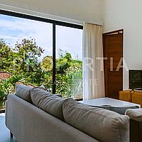 Modern Tropical Villa Near Pererenan Beach. Villas in Bali for Sale: Вилла в Переренан (Чангу), Балиан за 37,3 млн. RUB. Leasehold. Предварительный просмотр фото #6