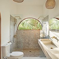 Chic Mediterranean-Inspired Villa in Buduk . Villas in Bali for Sale: Вилла в Чангу, Балиан за 339 тыс. USD. Leasehold. Предварительный просмотр фото #5