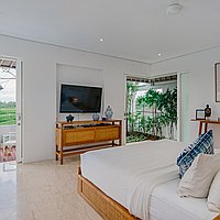 Prime Turnkey Bali Property Investment Opportunity – Berawa. Villas in Bali for Sale: Вилла в Чангу, Балиан за 2200 тыс. USD. Freehold. Предварительный просмотр фото #4