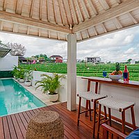 Prime Turnkey Bali Property Investment Opportunity – Berawa. Villas in Bali for Sale: Вилла в Чангу, Балиан за 2200 тыс. USD. Freehold. Предварительный просмотр фото #2