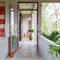 Stunning Industrial Minimalist Villa In Pererenan. Villas in Bali for Sale: Вилла в Переренан (Чангу), Балиан за 729 тыс. USD. Leasehold. Предварительный просмотр фото #6