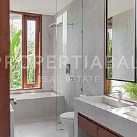 Stunning Industrial Minimalist Villa In Pererenan. Villas in Bali for Sale: Вилла в Переренан (Чангу), Балиан за 729 тыс. USD. Leasehold. Предварительный просмотр фото #8