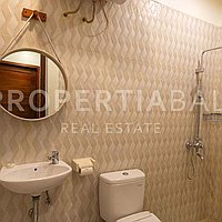 Modern Townhouse In The The Heart Of Canggu. Villas in Bali for Sale: Вилла в Чангу, Балиан за 287 тыс. USD. Freehold. Предварительный просмотр фото #5