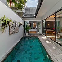 Modern Two-Bedroom Leasehold Villa in Tumbak Bayuh, Minutes from Pererenan Beach. Villas in Bali for Sale: Вилла в Чангу, Балиан за 5,8 млн. RUB. Leasehold. Предварительный просмотр фото #1