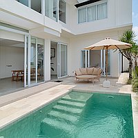 Prime Investment or Dream Home: Three-Bedroom Villa with Rooftop Lounge and Rice Field and Ocean Views Near Cemagi Beach. Villas in Bali for Sale: Вилла в Цемаги, Балиан за 287 тыс. USD. Leasehold. Предварительный просмотр фото #1