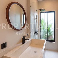 Stunning Villa In Serene Cemagi. Villas in Bali for Sale: Вилла в Цемаги, Балиан за 16,4 млн. RUB. Leasehold. Предварительный просмотр фото #6