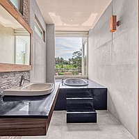 Truly Unique Freehold Property Offering – Villa, Guest House & Office. Villas in Bali for Sale: Вилла в Гианьяр, Балиан за 19,8 млрд. IDR. Freehold. Предварительный просмотр фото #12